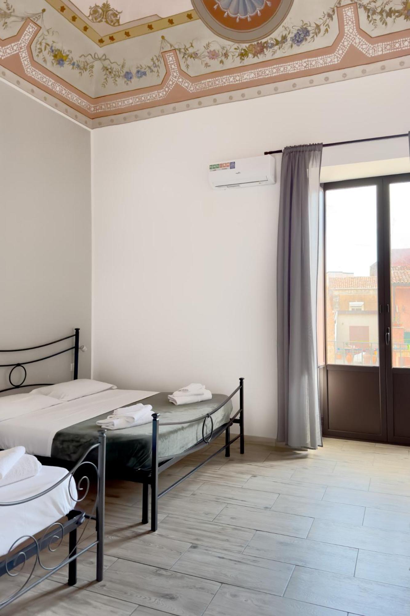 Casa L'8 Apartment Catania Bagian luar foto